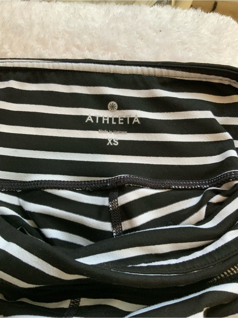 Athleta Black and White Horizontal Stripe capri Leggings, XS
